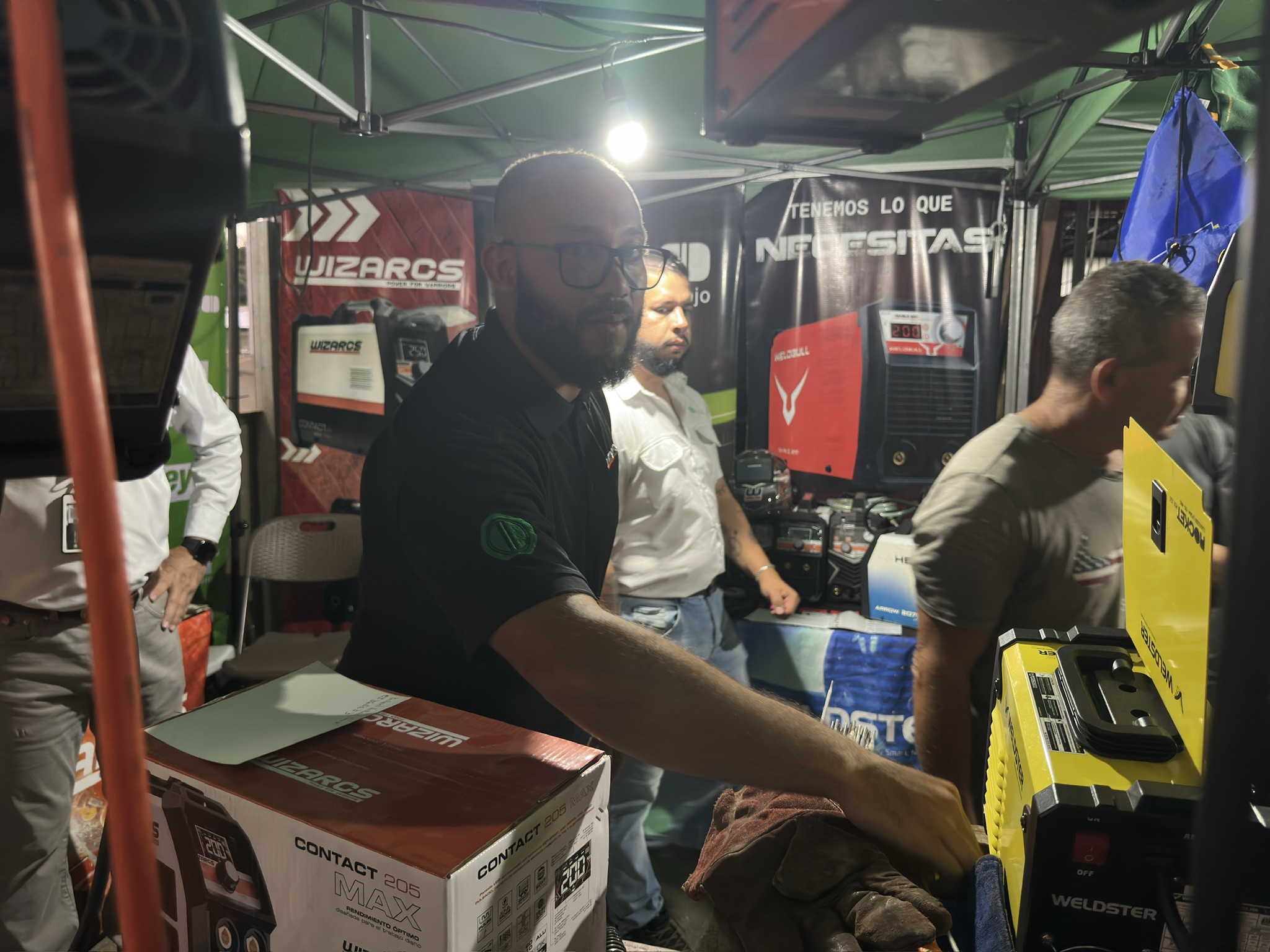 3E540811-D487-4B11-AD60-9C83EEE812DA_1_102_o