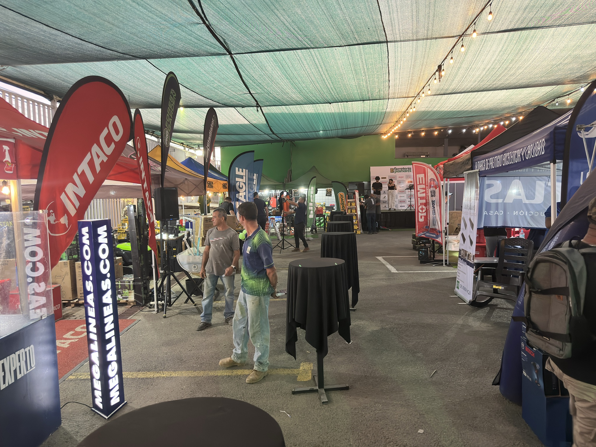 55080C96-C367-4C1D-B6CE-267C6F966638_1_102_o