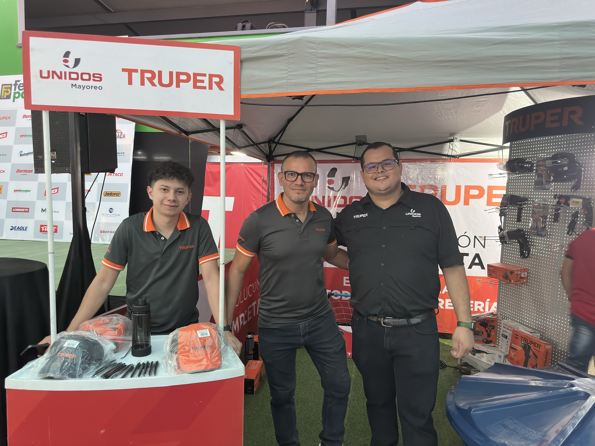 B5FCE906-F10D-4324-BBE0-427D67FA08F8_1_102_o