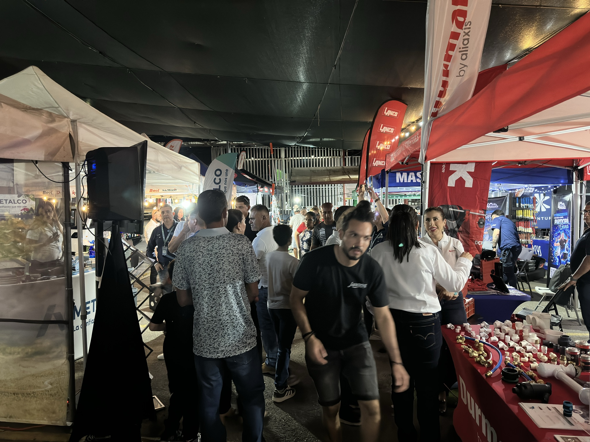 B6A6B61E-CF90-4A4C-B9CD-38490C4DE448_1_102_o